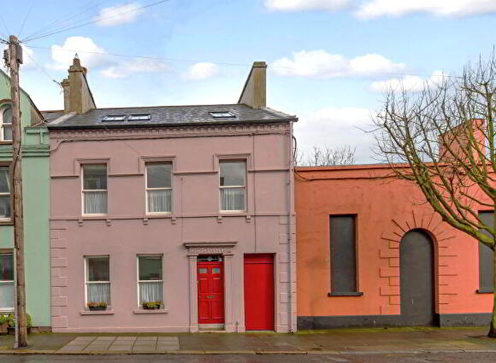 6 Bedroom End Of Terrace House For Sale In High Street, Donaghadee, BT21