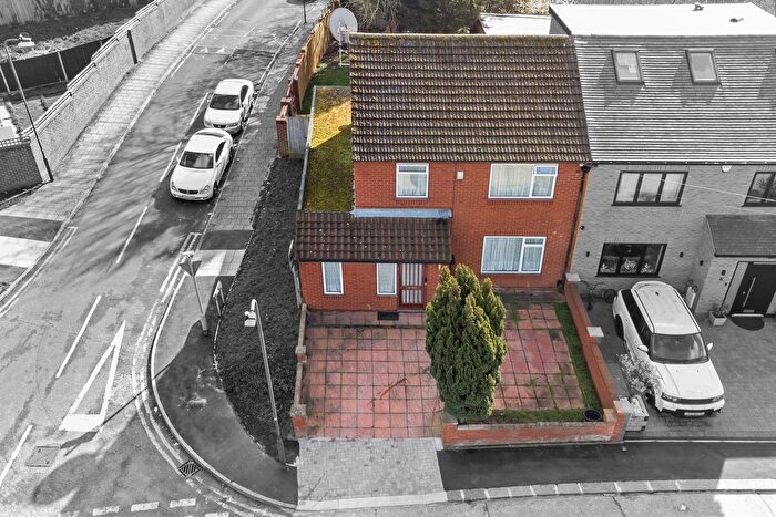 3 Bedroom Semi-Detached House For Sale In Arnold Close, Harrow, HA3