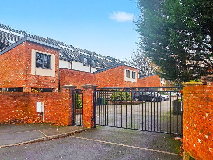 4 Bedroom Terraced House To Rent In Cambourne Park, Durham Road, Gateshead, NE8