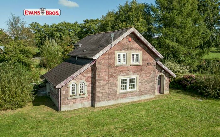 2 Bedroom Smallholding For Sale In Llanarthney, Carmarthen, SA32