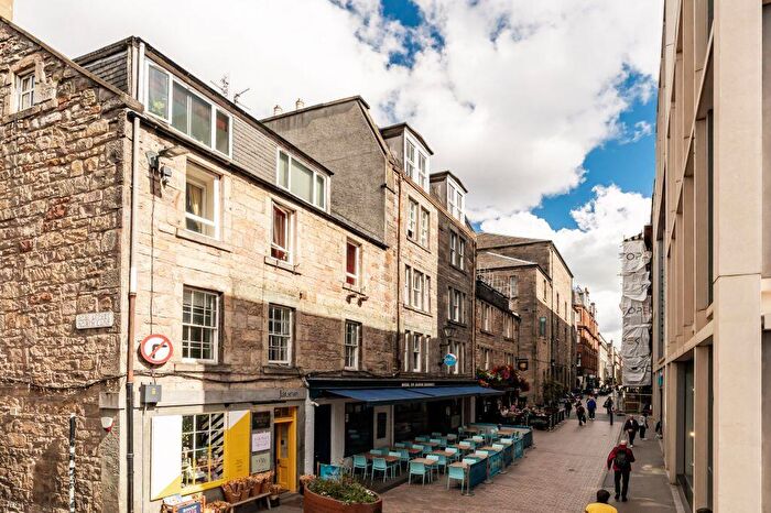 1 Bedroom Flat For Sale In / Rose Street, Edinburgh, EH2