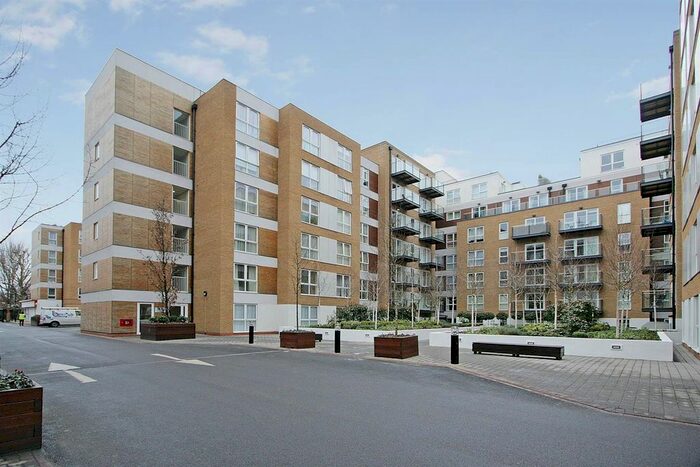 1 Bedroom Flat To Rent In Bromyard Avenue, London, W3