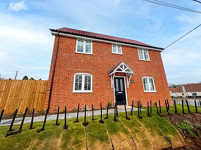 3 Bedroom Detached House For Sale In Folly Lane, Copdock, Ipswich, Suffolk, IP8