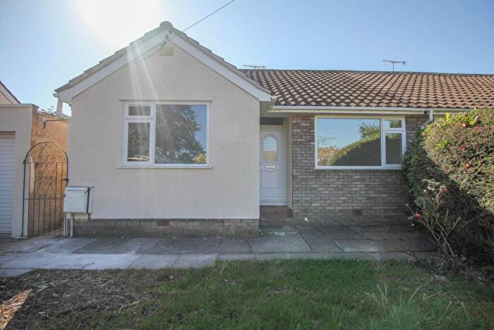 2 Bedroom Bungalow To Rent In Beechmount Close, Weston-super-Mare, BS24