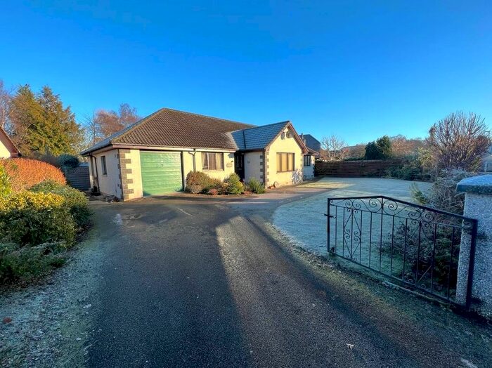 4 Bedroom Detached Bungalow For Sale In Rowan Crescent, Dornoch, IV25