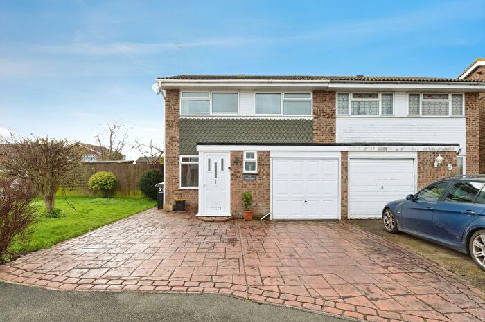 4 Bedroom Semi Detached House For Sale In Estuary Gardens, Great Wakering, Southend-On-Sea, Essex, SS3