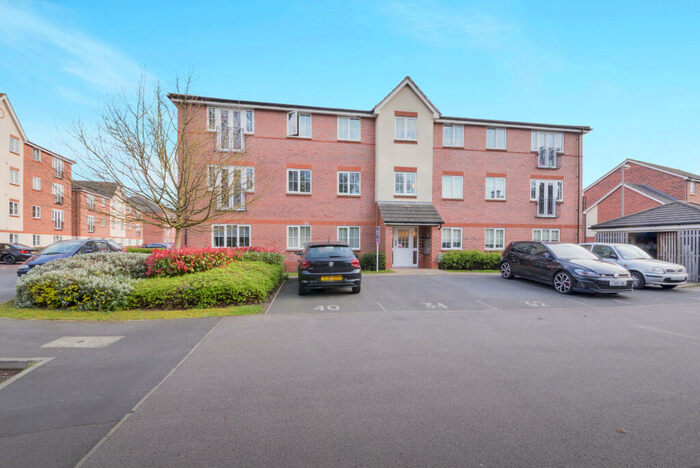2 Bedroom Apartment To Rent In Stavely Way, Gamston, NG2