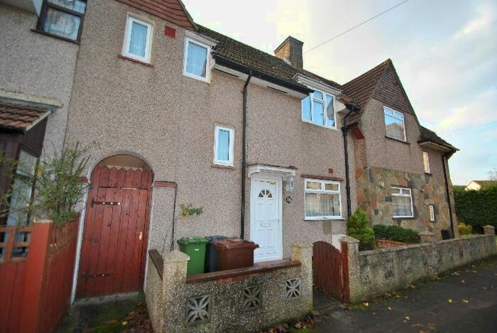 3 Bedroom Terraced House To Rent In Stevens Road, Becontree, Dagenham, RM8