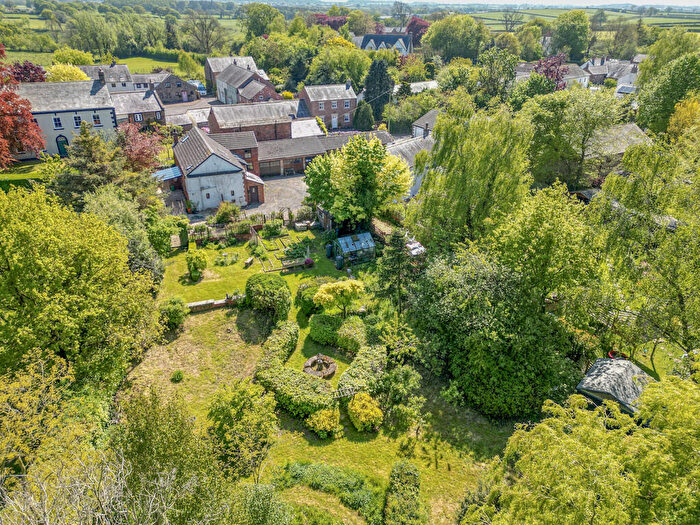 3 Bedroom Barn Conversion For Sale In Brewery Court, Longburgh, CA5