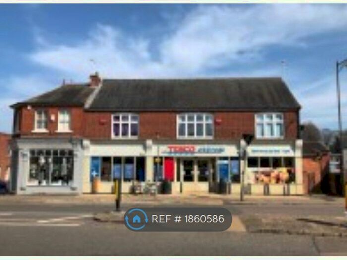 2 Bedroom Flat To Rent In High Street, Woburn Sands, Milton Keynes, MK17