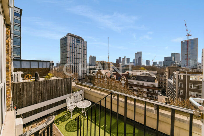 2 Bedroom Apartment To Rent In Old Street, London, EC1V