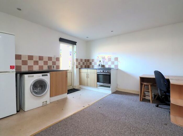 1 Bedroom Studio To Rent In Tremona Road, Southampton, SO16