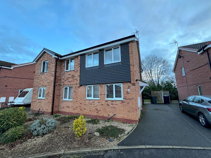 2 Bedroom Semi-Detached House To Rent In Dunbar Close, Long Eaton, Nottingham, NG10