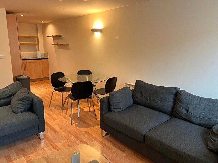1 Bedroom Apartment To Rent In The Royal, Wilton Place, Salford, M3