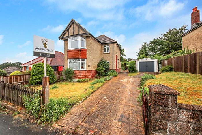 3 Bedroom Detached House For Sale In Upper Deacon Road, Bitterne, SO19