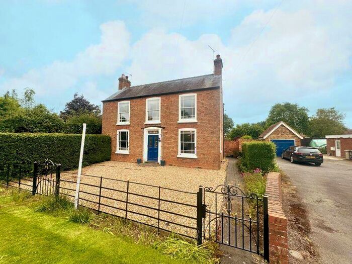 4 Bedroom Detached House For Sale In Tinkle Street, Grimoldby, LN11