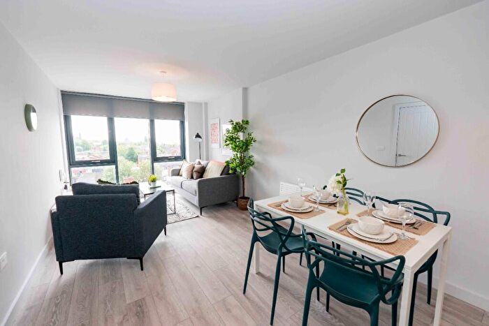 2 Bedroom Apartment To Rent In Neptune Place, Liverpool, Merseyside, L8