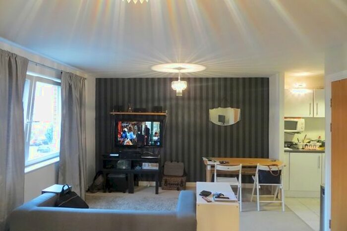 1 Bedroom Studio To Rent In Cardiff Bay - Century Wharf, Studio Apartment To Rent, Available Now, CF10