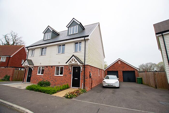 3 Bedroom Semi-Detached House For Sale In St. Katherines Crescent, Sellindge, TN25