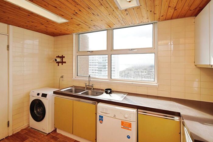 4 Bedroom Apartment For Sale In Russell Square, Brighton, BN1