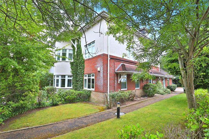 2 Bedroom Flat For Sale In Queens Park South Drive, Queens Park, Bournemouth, Dorset, BH8