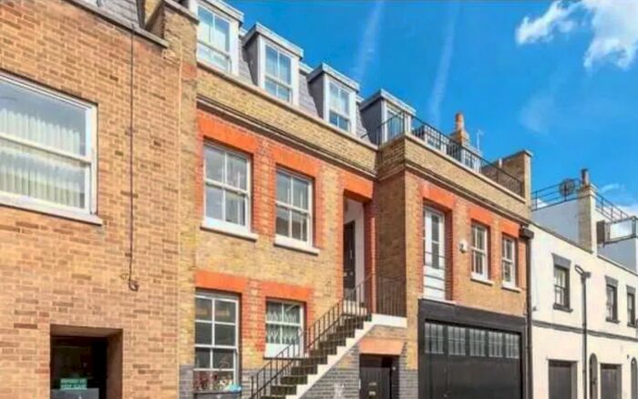 1 Bedroom Flat To Rent In Weymouth Mews, London, W1G