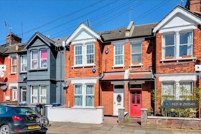 2 Bedroom Flat To Rent In Cornwall Gardens, London, NW10