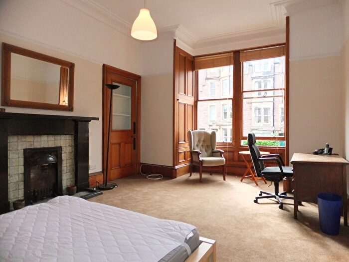 3 Bedroom Flat To Rent In Marchmont Road, Marchmont, Edinburgh, EH9