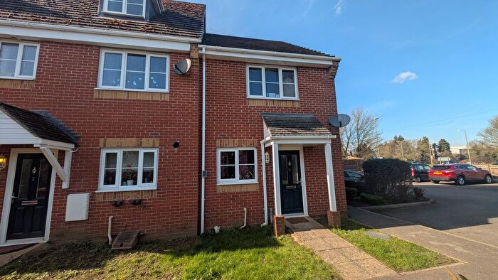 2 Bedroom End Terrace House To Rent In Lingdale Close, Andover, Hampshire, SP10