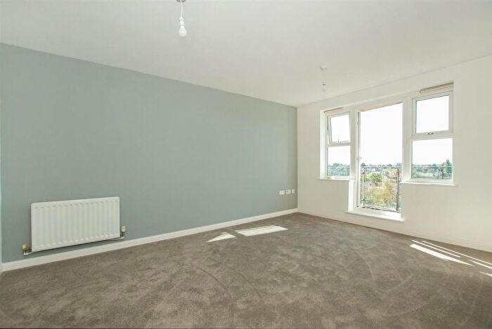 2 Bedroom Flat To Rent In Bridge Court, Stanley Road, South Harrow, HA2