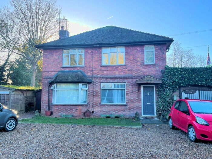 2 Bedroom Maisonette To Rent In Wraysbury Road, Staines, TW19