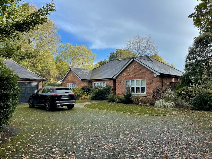 3 Bedroom Bungalow To Rent In Links Road, Ashtead, KT21