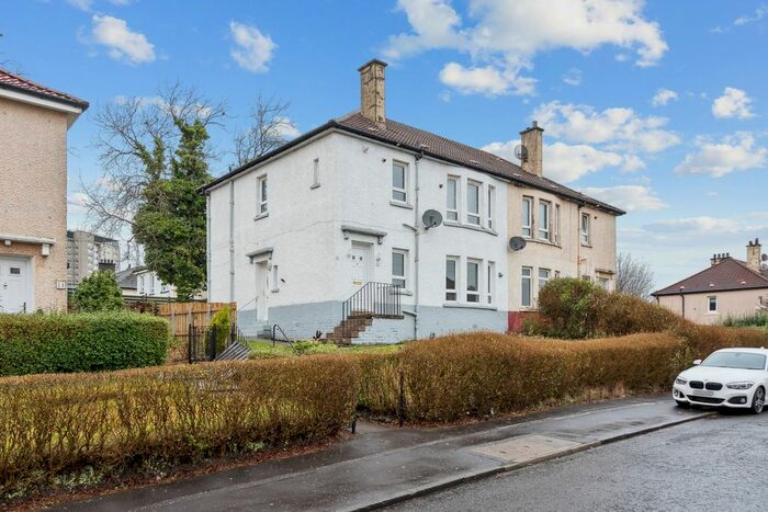 2 Bedroom Flat To Rent In Stronvar Drive, Scotstoun, Glasgow, G14