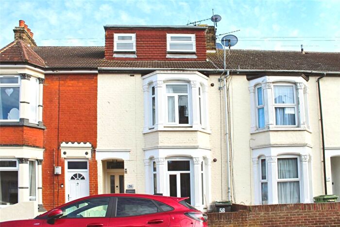3 Bedroom Terraced House For Sale In Alexandra Road, Sheerness, Kent, ME12
