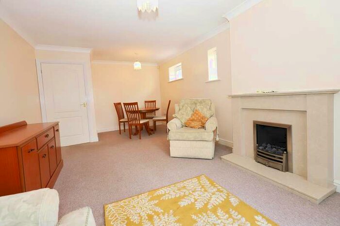 3 Bedroom Detached Bungalow For Sale In 2 Imperial Court, Kidderminster, DY10