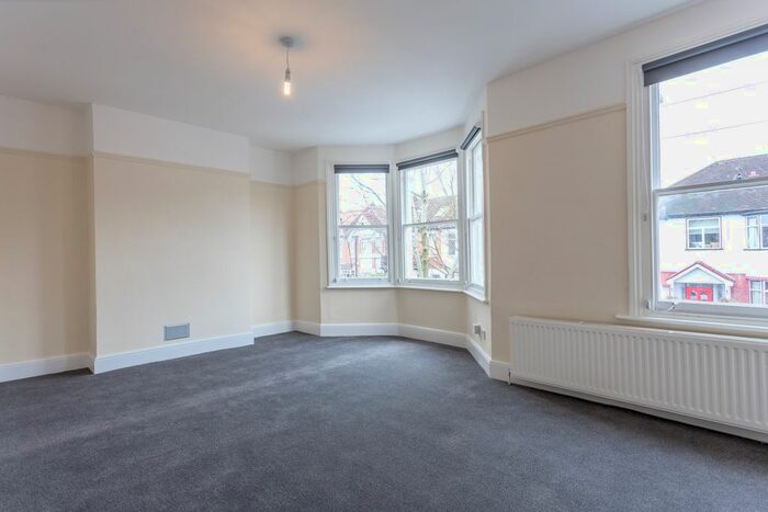 3 Bedroom Terraced House To Rent In Milton Road, London, W7