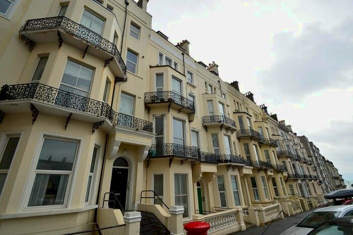 1 Bedroom Flat To Rent In Warrior Square, St Leonards On Sea, East Sussex, TN37