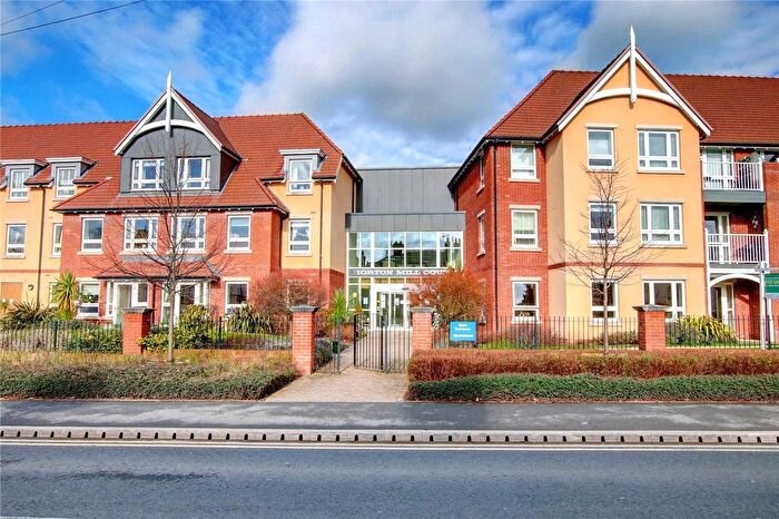 1 Bedroom Flat For Sale In Hanbury Road, Droitwich, Worcestershire, WR9