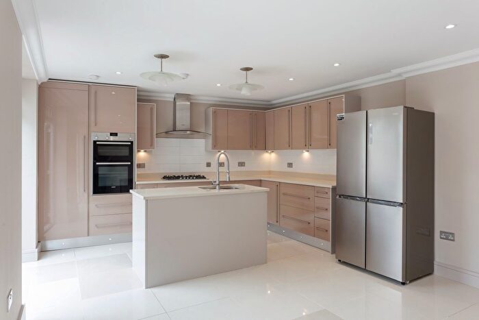 4 Bedroom End Of Terrace House To Rent In Point Hill, Greenwich, SE10