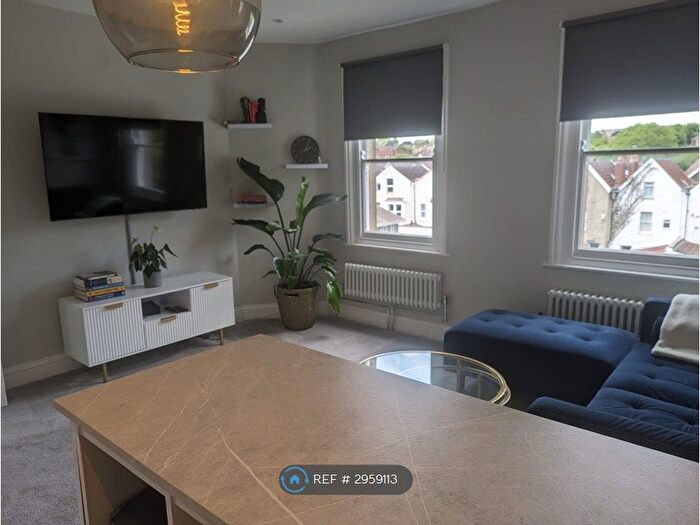 1 Bedroom Flat To Rent In Clifton, Bristol, BS8