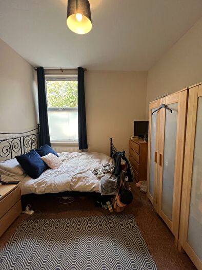 1 Bedroom Flat To Rent In Bed – - Clyde Road, West Didsbury, M20