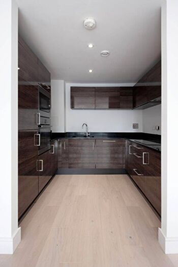 1 Bedroom Flat For Sale In Epstein Square, Tower Hamlets, London, E14