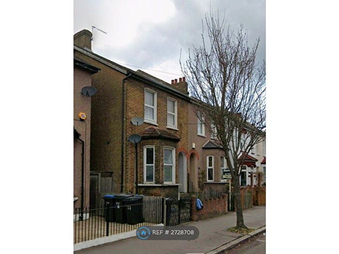 1 Bedroom Flat To Rent In Alexandra Road, Croydon, CR0