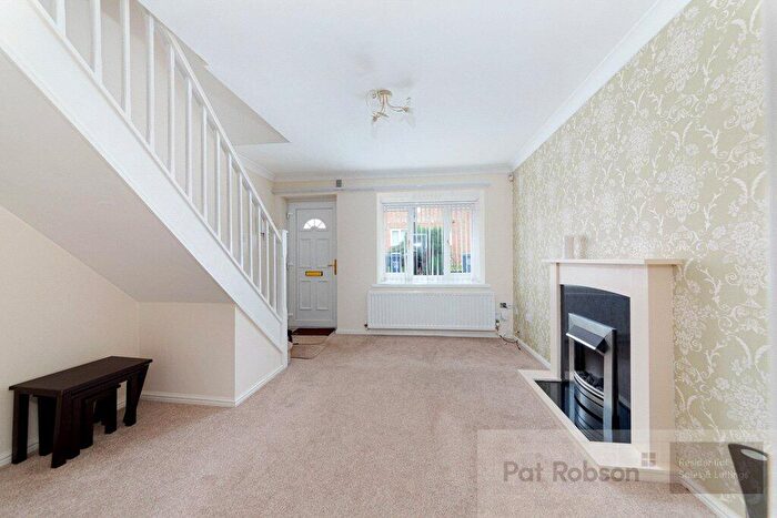 2 Bedroom House To Rent In Ordley Close, Dumpling Hall, Newcastle Upon Tyne, Tyne And Wear, NE15
