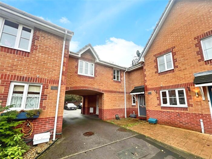 1 Bedroom Flat To Rent In Afon Mead, Rogerstone, Newport, NP10