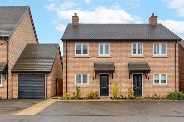 2 Bedroom Semi-detached House For Sale In Bates Avenue, Arlesey, SG15