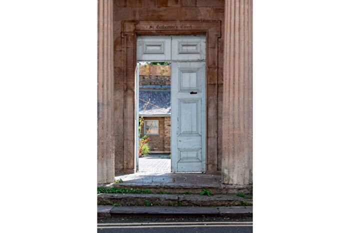 1 Bedroom Flat For Sale In Catherine Street, Frome, BA11