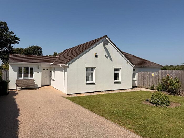 5 Bedroom Detached Bungalow For Sale In Chulmleigh, EX18