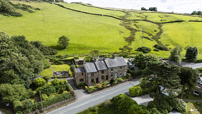 2 Bedroom Terraced House For Sale In Walker Brow, Kettleshulme, SK23