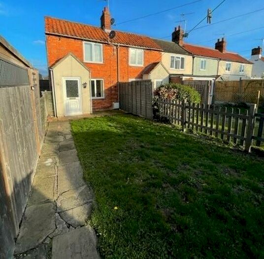 1 Bedroom End Of Terrace House To Rent In The Square, Leasingham, NG34